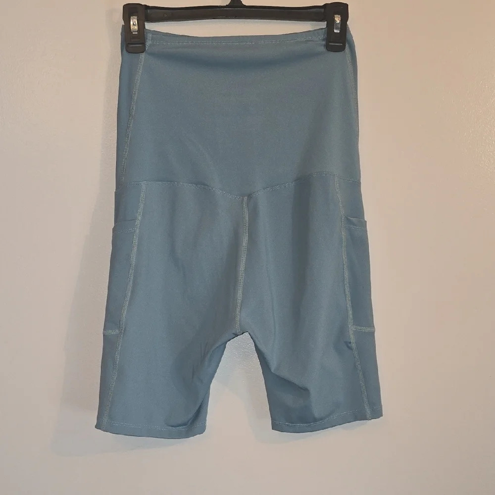 Stylish Women's Maternity Athletic Shorts in Blue LOT-N - Picture 3 of 4